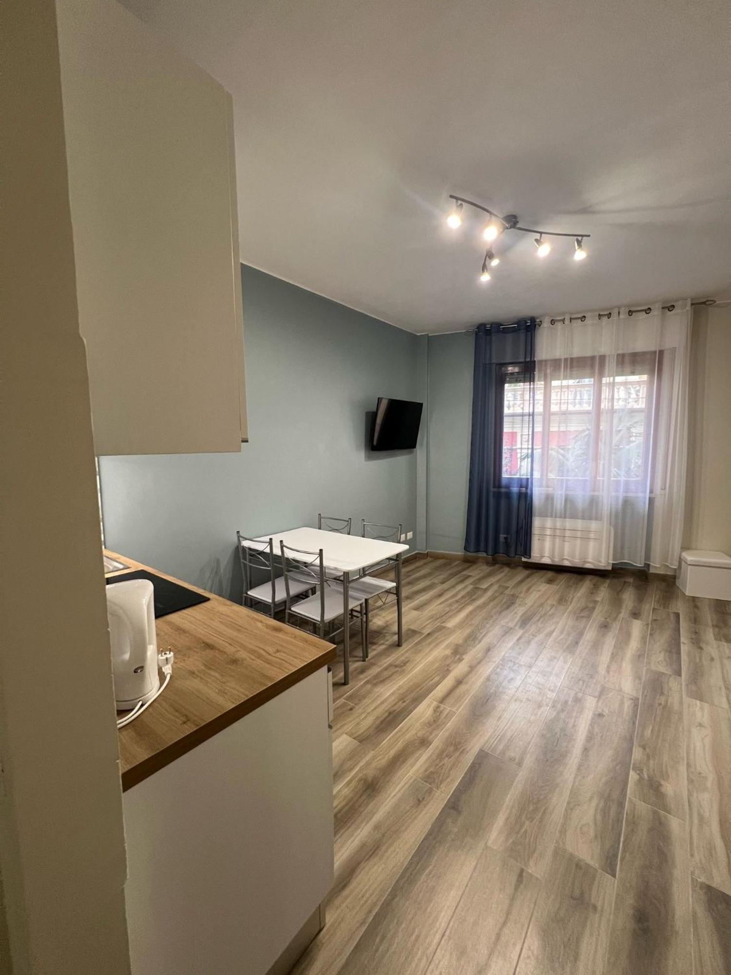 La Casa Di Wendy Apartment Сан Ремо Екстериор снимка